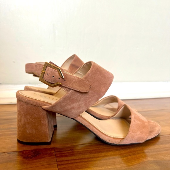 Suede, block heel blush Cole Haan shoes. Size 8 - Picture 1 of 5